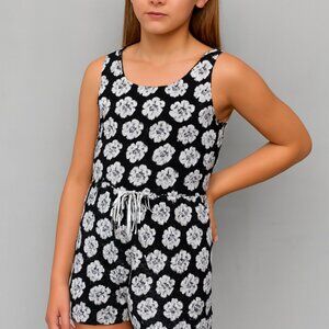 Emma & Elsa Floral Skort Romper Elastic Waist Black White Size 10